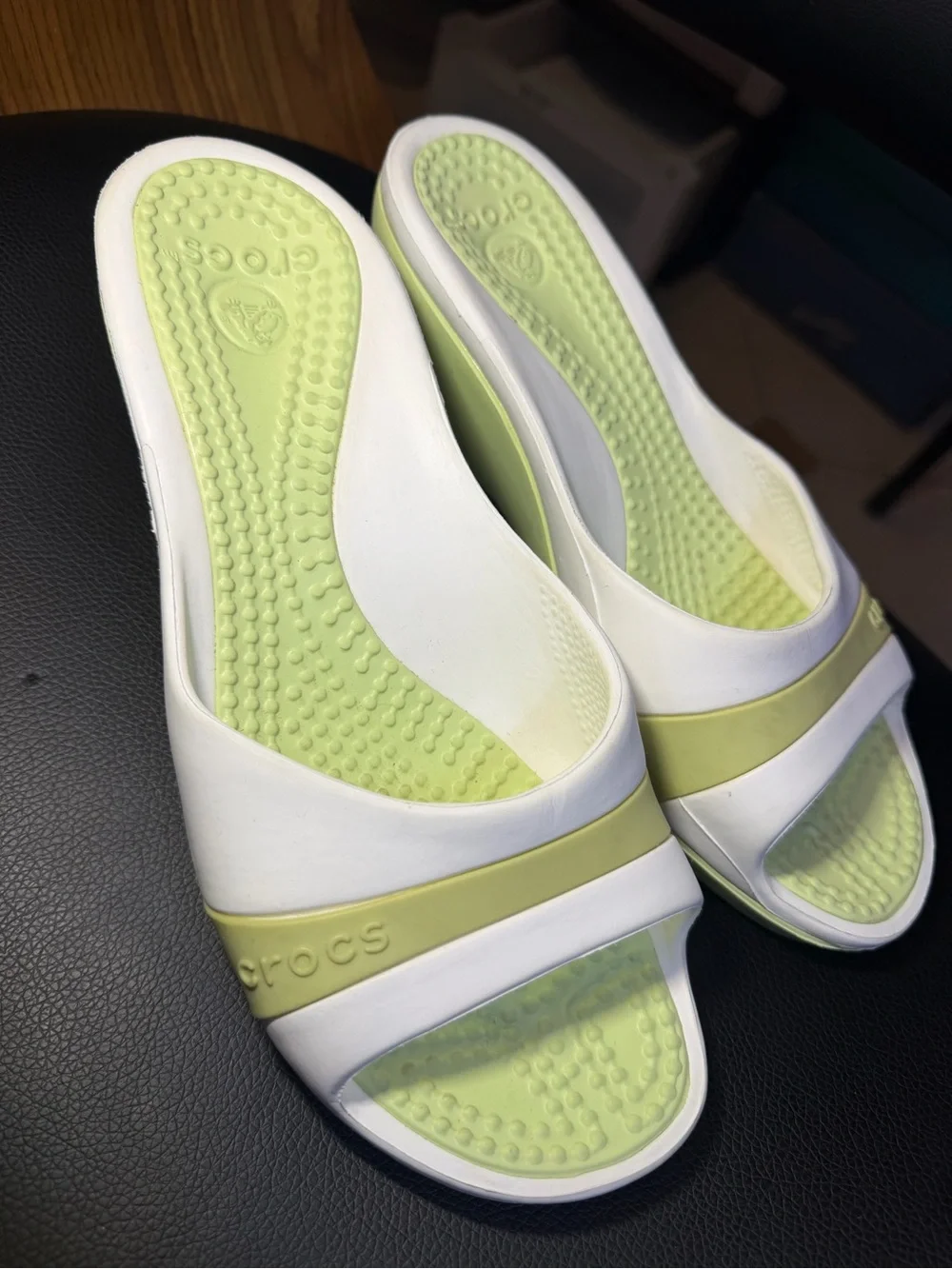 Crocs Lime green White Rubber Slide Sandals Wedge Heel Open Toe Womens Size 7